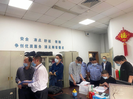 省組檢查汽車(chē)北站四聯(lián)三防5（顧書(shū)燁）_副本.jpg